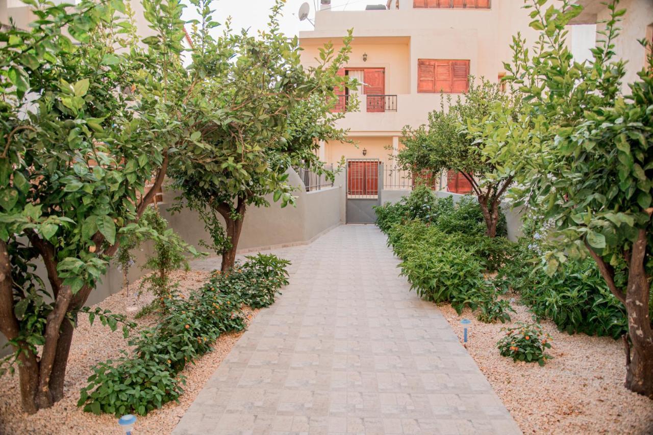 Athina Secret Apartments Adults Only Heraklion (Crete) Exterior photo